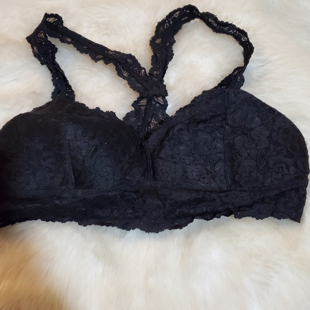 XL black lacey bralette